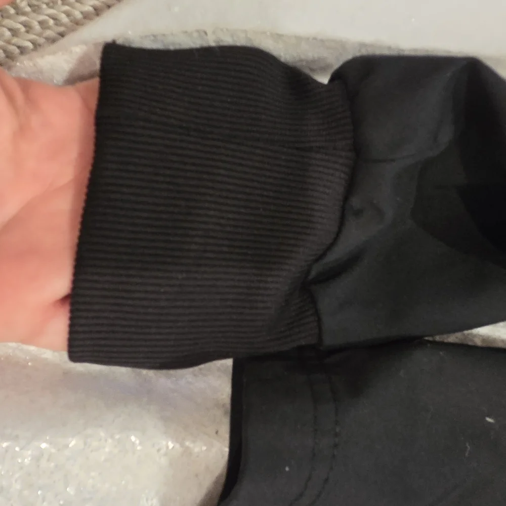 Cherokee Workwear Revolution Men's Black Scrub Jacket. - Picture 7 of 7